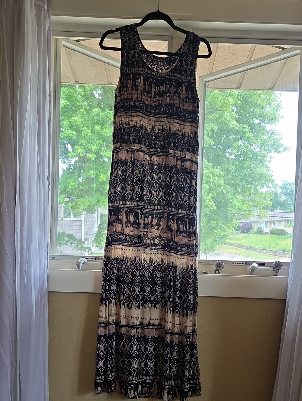 Notations Black and Cream Maxi Dress PL